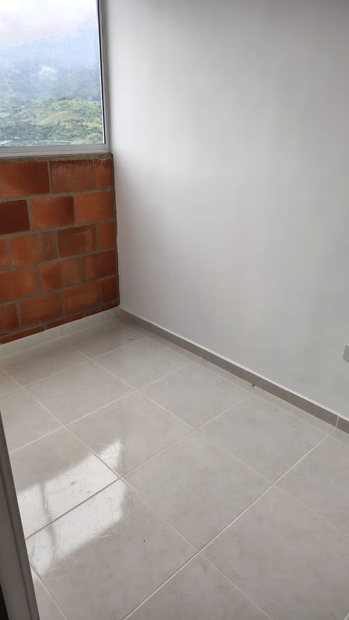 Apartamento de 3 alcobas en venta en Villa Rosa, Bucaramanga, 54 m² · foto 6 de 8