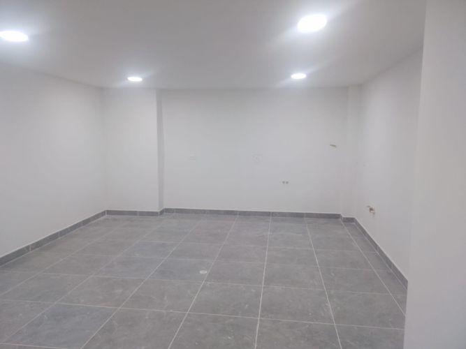 Local en arriendo en Rosales, Medellín, 110 m² · foto 2 de 8