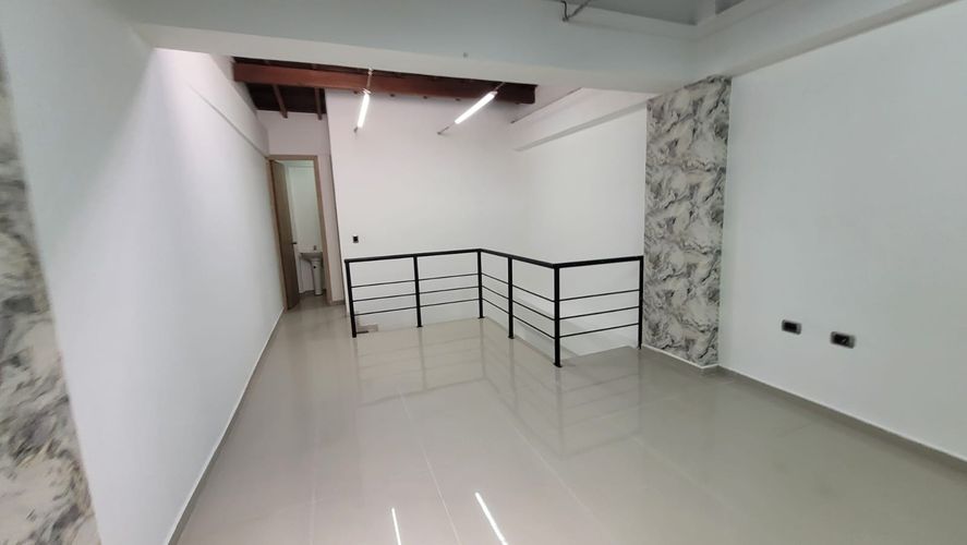 Local en venta en San Marcos, Envigado, 142 m² · foto 2 de 6