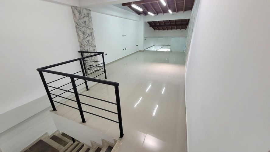 Local en venta en San Marcos, Envigado, 142 m² · foto 3 de 6