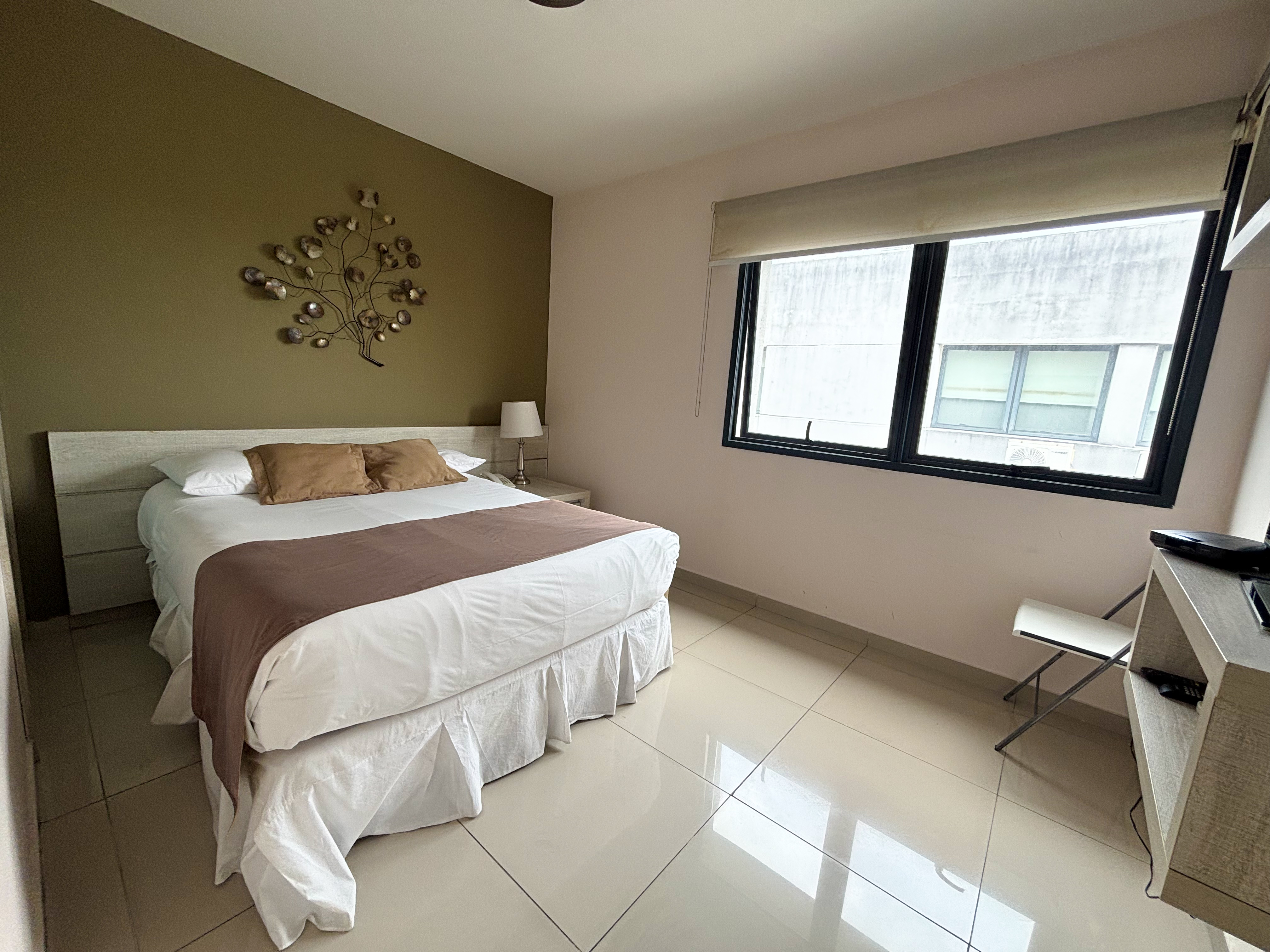 ideal Apartamento de 1 dormitorio con muebles en Tres Cruces · Foto 3