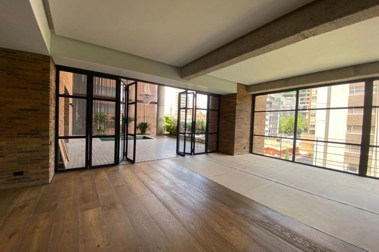 Apartamento de 3 alcobas en venta en Las Lomas, Medellín, 306 m² · foto 12 de 17