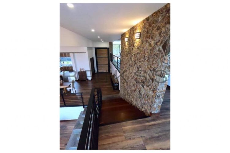 Casa de 3 alcobas en venta en Vía Las Palmas, Envigado, 400 m² · foto 10 de 21