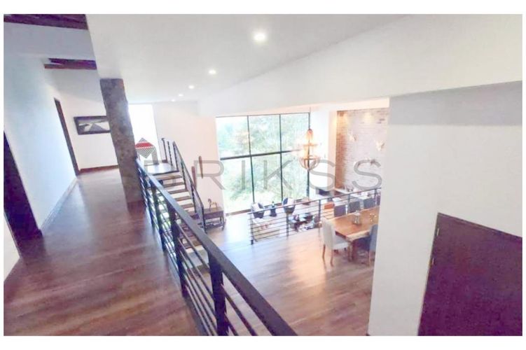 Casa de 3 alcobas en venta en Vía Las Palmas, Envigado, 400 m² · foto 11 de 21