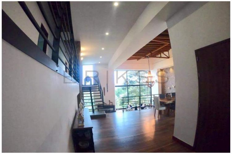 Casa de 3 alcobas en venta en Vía Las Palmas, Envigado, 400 m² · foto 17 de 21