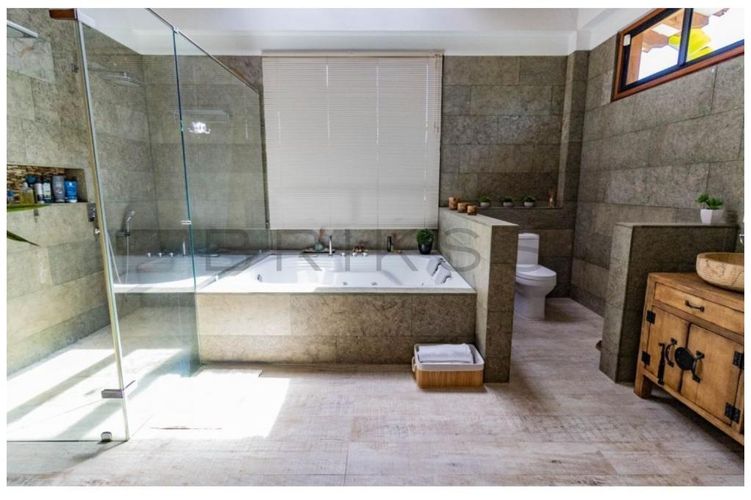 Finca en venta en Vilachuaga, Rionegro, 627 m² · foto 12 de 21