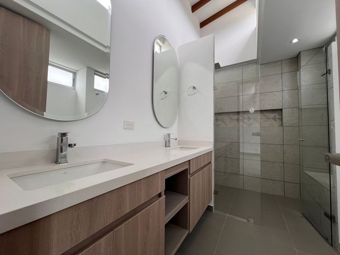 Casa de 3 alcobas en venta en Quebrada Grande, Rionegro, 170 m² · foto 16 de 18
