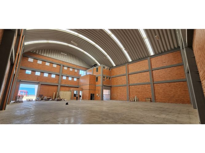 Bodega en venta en Siberia, Cota, 1000 m² · foto 2 de 12