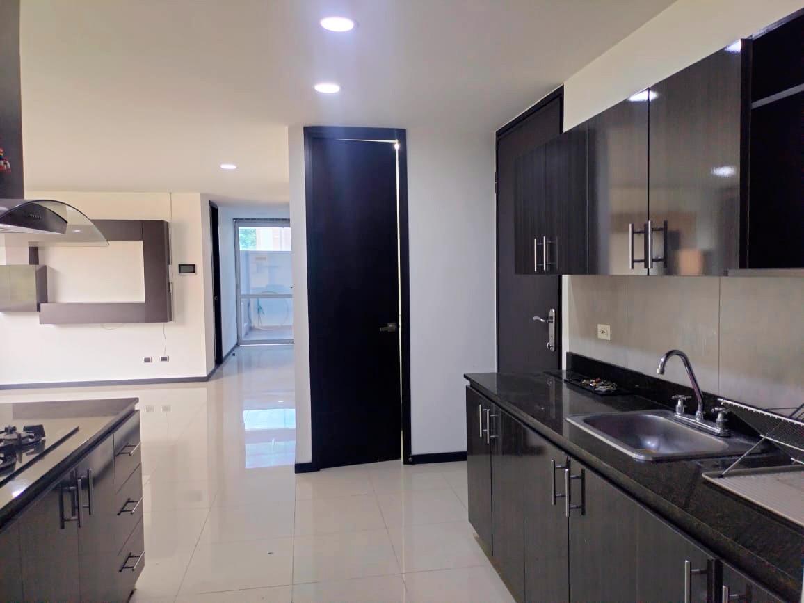 Apartamento en venta en Portal Norte, Envigado · foto 7 de 18