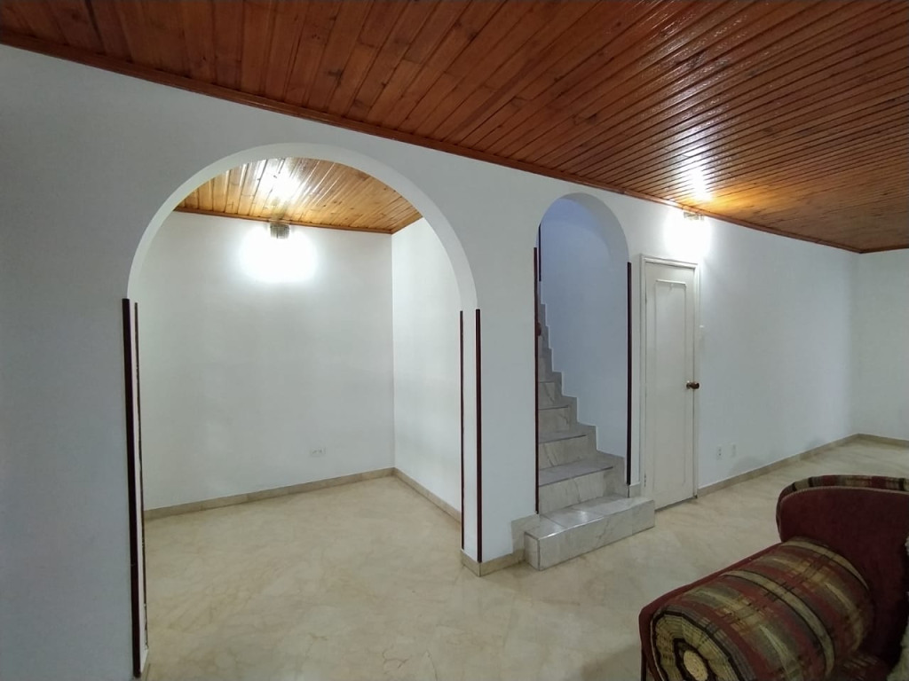 Casa en venta en Villas Del Madrigal, Bogotá · foto 3 de 24