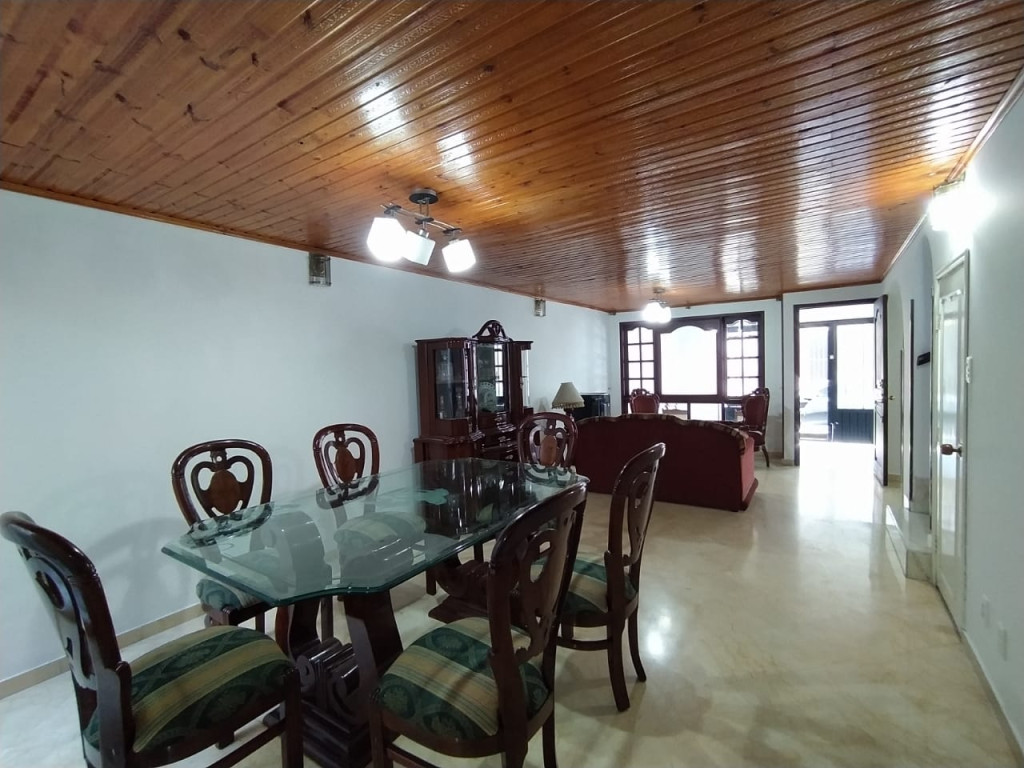 Casa en venta en Villas Del Madrigal, Bogotá · foto 5 de 24