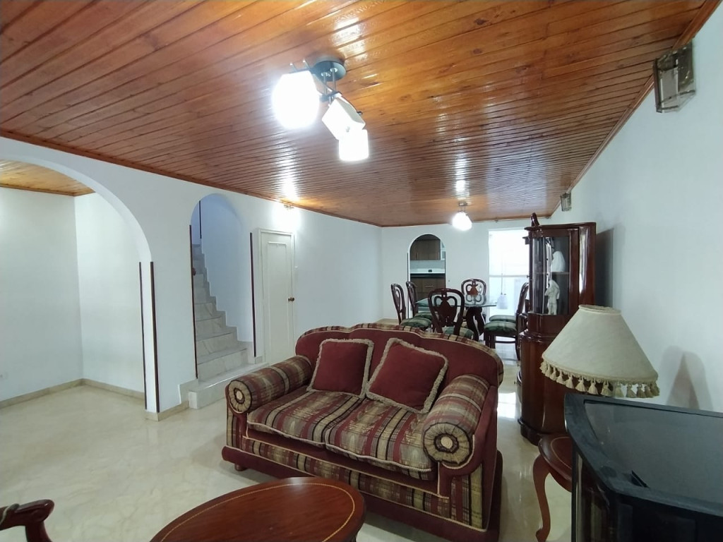 Casa en venta en Villas Del Madrigal, Bogotá · foto 6 de 24