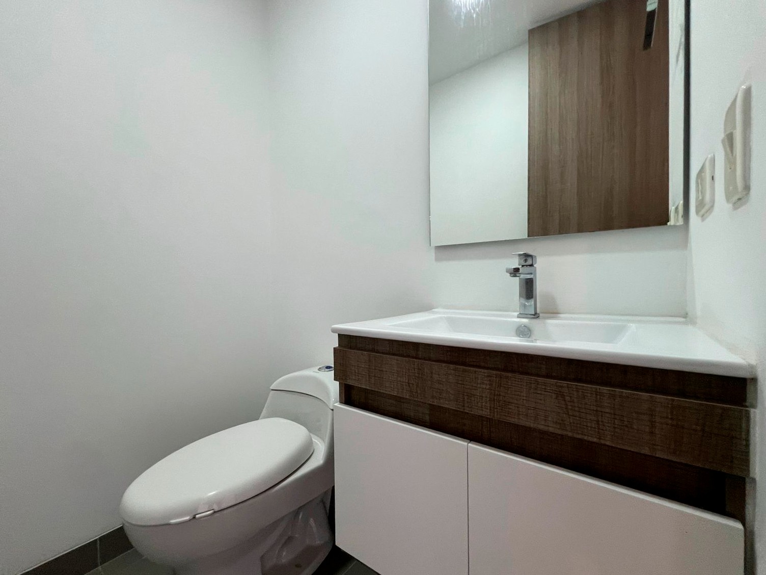 Apartamento en arriendo en La Pradera, Envigado · foto 13 de 16