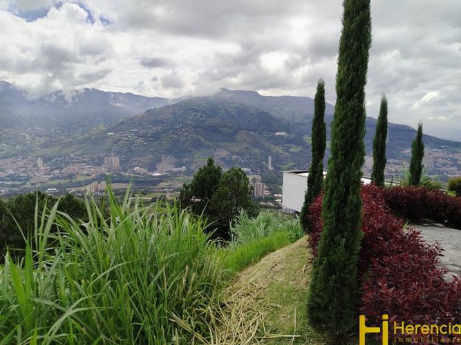 Lote en venta en Niquia, Bello, 3392 m² · foto 4 de 21