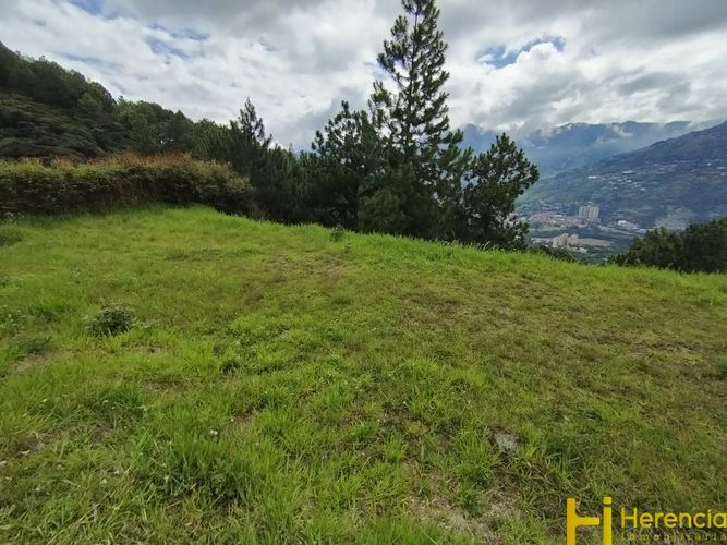 Lote en venta en Niquia, Bello, 3392 m² · foto 6 de 21