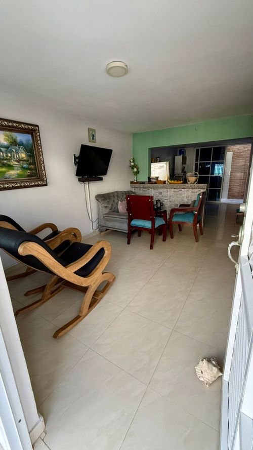 Casa de 4 alcobas en venta en Los Robles, Soledad, 144 m² · foto 2 de 6