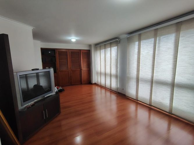 Apartamento de 3 alcobas en arriendo en El Poblado, Medellín, 189 m² · foto 13 de 16