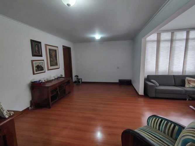 Apartamento de 3 alcobas en arriendo en El Poblado, Medellín, 189 m² · foto 5 de 16