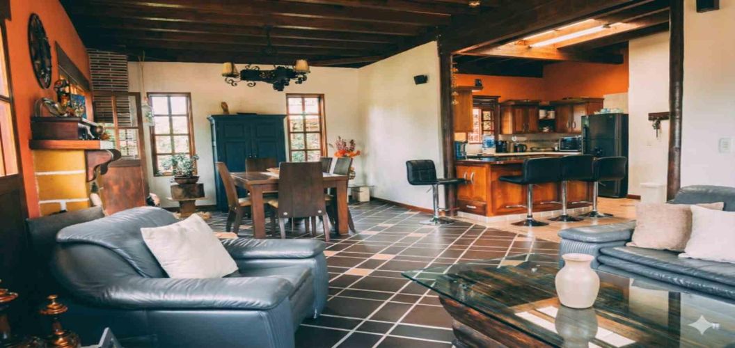Casa de 4 alcobas en venta en La Aldea, La Estrella, 300 m² · foto 2 de 24