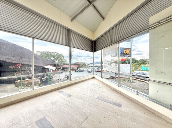 Local en arriendo en Tribunas Corcega, Pereira, 200 m² · foto 2 de 13