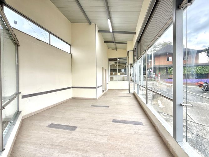 Local en arriendo en Tribunas Corcega, Pereira, 200 m² · foto 3 de 13