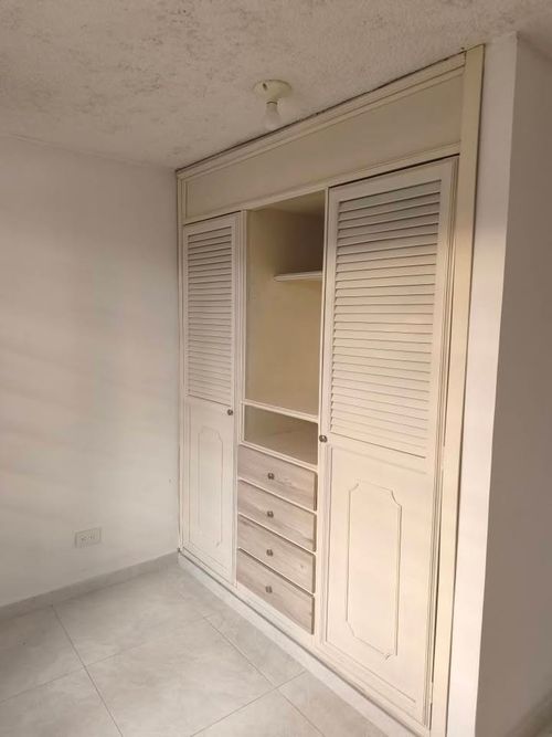 Casa de 5 alcobas en venta en La Campiña, Girón, 58 m² · foto 7 de 15