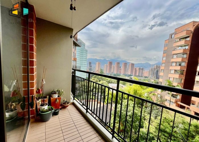 Apartamento de 2 alcobas en venta en Villa Carlota, Medellín, 79 m² · foto 6 de 24