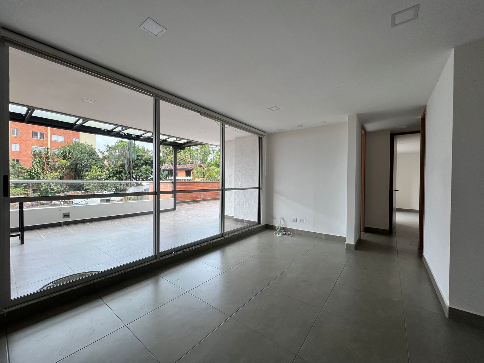 Apartamento en venta en Loma Del Chocho, Envigado · foto 3 de 18