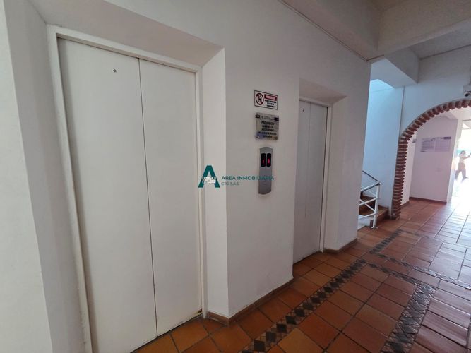 Apartamento de 1 alcoba en venta en El Laguito, Cartagena, 83 m² · foto 21 de 24