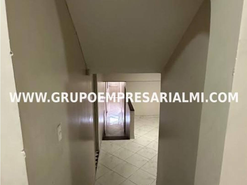 Apartaestudio en venta en Robledo, Medellín 4