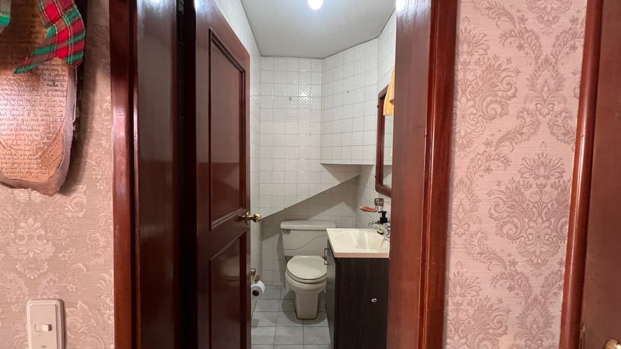 Casa de 4 alcobas en venta en San Jose De Bavaria, Bogotá, 373 m² · foto 4 de 24