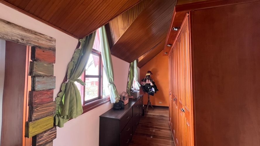 Casa de 4 alcobas en venta en San Jose De Bavaria, Bogotá, 373 m² · foto 23 de 24