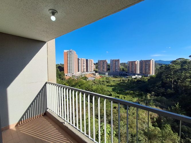 Apartamento de 3 alcobas en arriendo en Los Colegios, Rionegro, 76 m² · foto 5 de 19