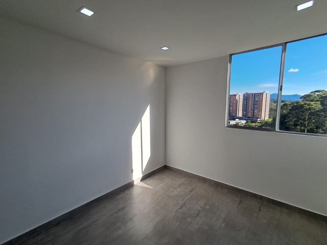 Apartamento de 3 alcobas en arriendo en Los Colegios, Rionegro, 76 m² · foto 12 de 19