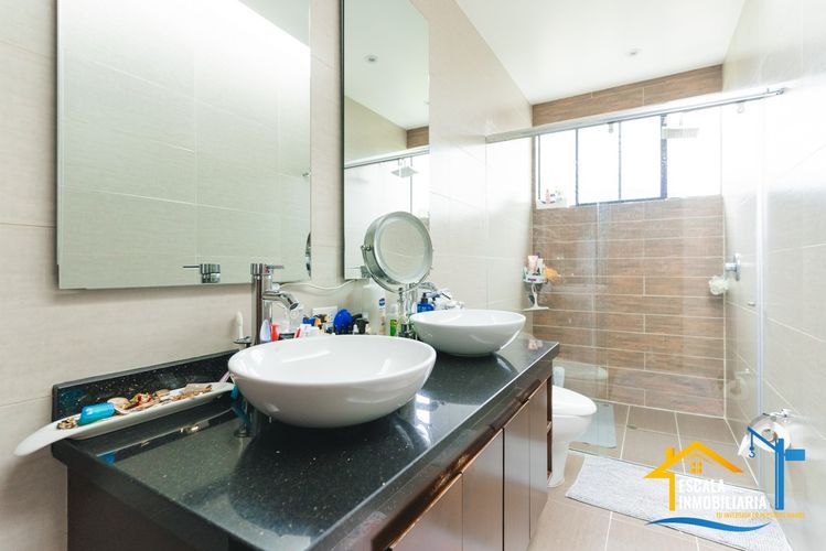 Casa de 3 alcobas en venta en Pueblo Viejo, Cota, 181 m² · foto 21 de 24
