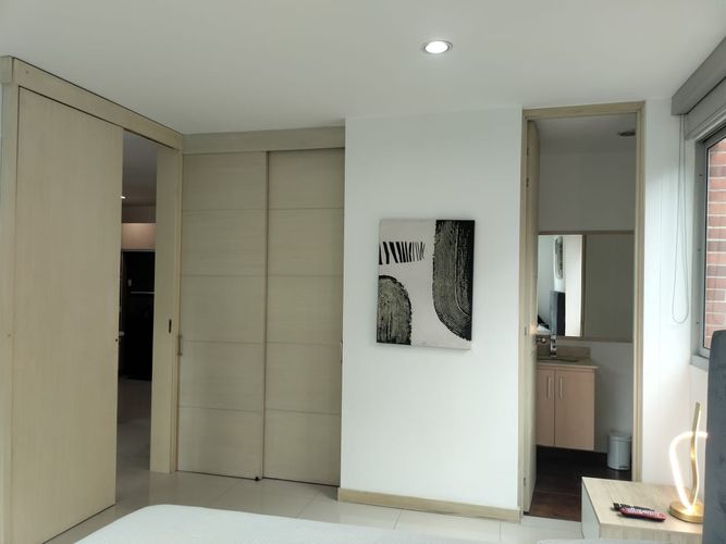 Apartamento de 2 alcobas en arriendo en El Poblado, Medellín, 79 m² · foto 14 de 17