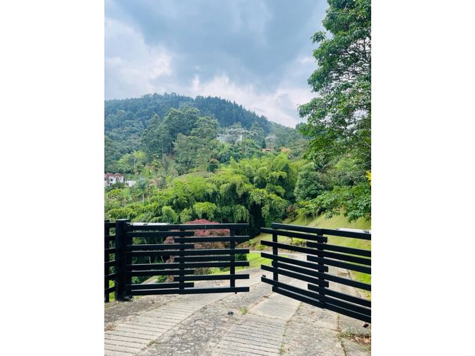 Casa de 3 alcobas en venta en La Tablaza, La Estrella, 272 m² · foto 12 de 24
