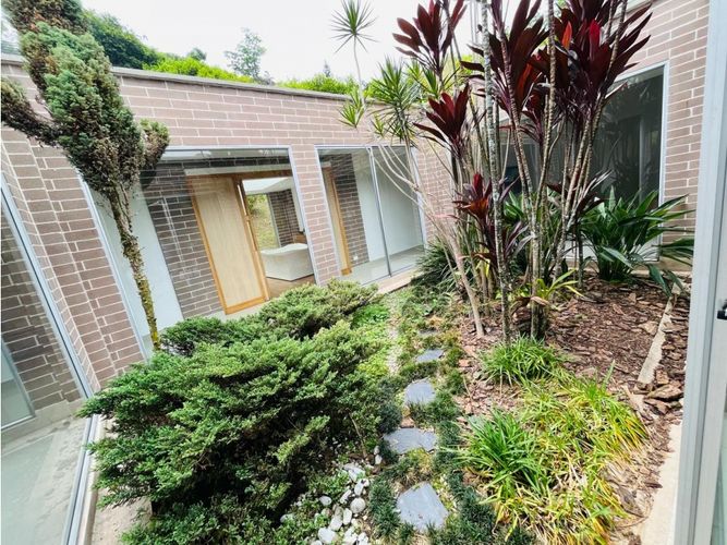 Casa de 3 alcobas en venta en La Tablaza, La Estrella, 272 m² · foto 16 de 24