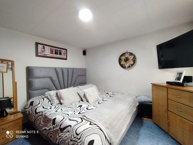 Casa de 6 alcobas en venta en Gran Britalia, Bogotá, 294 m² · foto 11 de 24