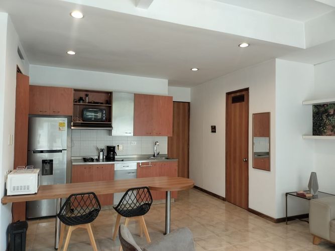 Apartamento en venta en El Poblado, Medellín · foto 6 de 12
