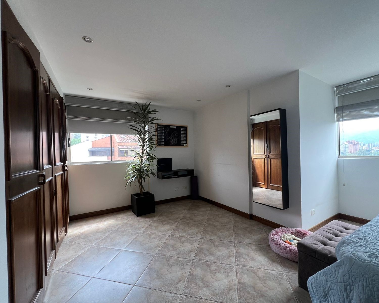 Apartamento en venta en El Poblado, Medellín · foto 3 de 10