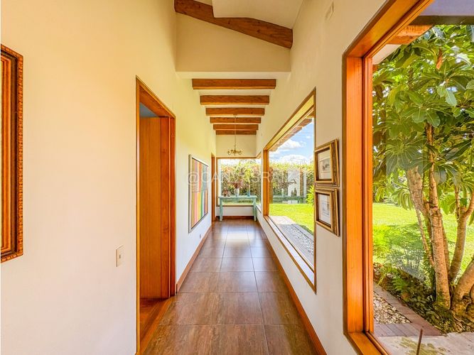 Casa de 4 alcobas en venta en Lomitas, La Ceja, 375 m² · foto 19 de 24