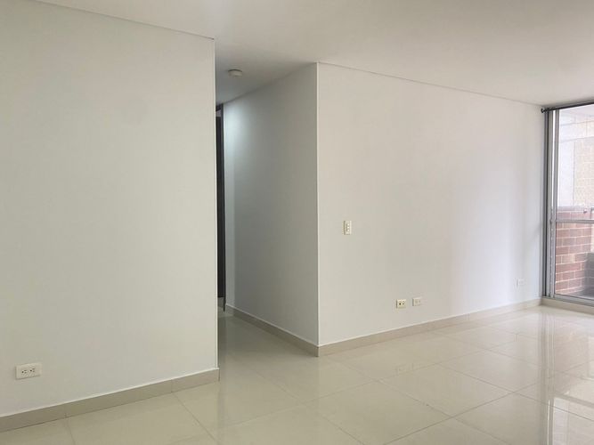 Apartamento de 3 alcobas en venta en Aldea Verde, Sabaneta, 72 m² · foto 9 de 17
