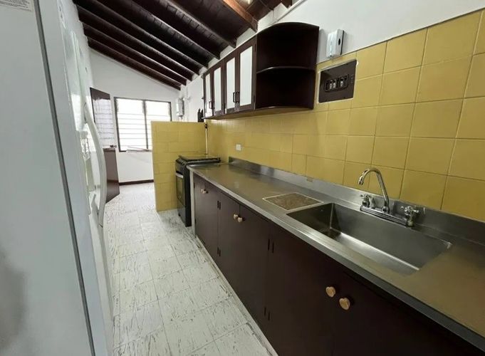 Oficina en arriendo en San Marcos, Envigado, 120 m² · foto 4 de 8