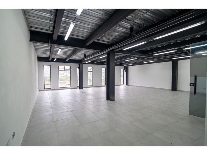 Oficina en arriendo en Belén, Medellín, 210 m² · foto 14 de 19