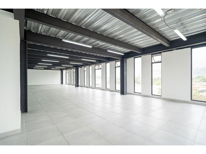 Oficina en arriendo en Belén, Medellín, 210 m² · foto 15 de 19
