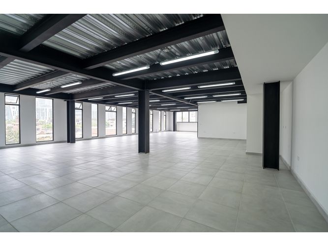 Oficina en arriendo en Belén, Medellín, 210 m² · foto 17 de 19