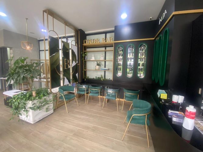 Local en venta en El Poblado, Medellín, 200 m² · foto 5 de 12