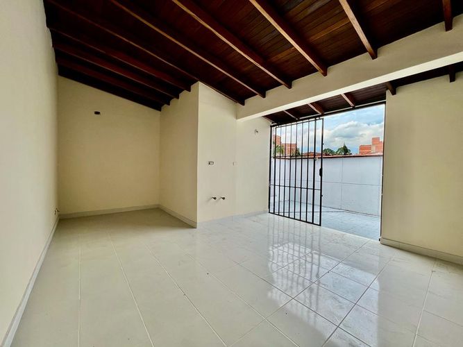 Oficina en venta en San Marcos, Envigado, 230 m² · foto 3 de 15
