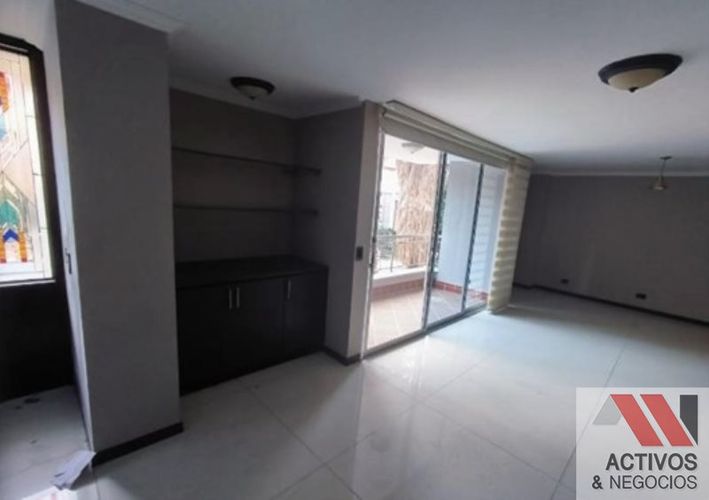 Casa de 5 alcobas en venta en Loma De San Jose, Sabaneta, 884 m² · foto 8 de 24